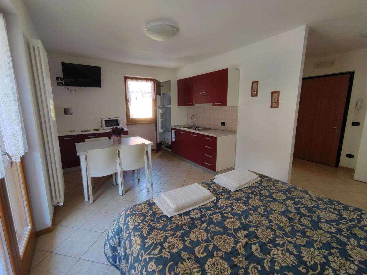 Residenza Arcobaleno Aparthotel Tenno Exterior foto