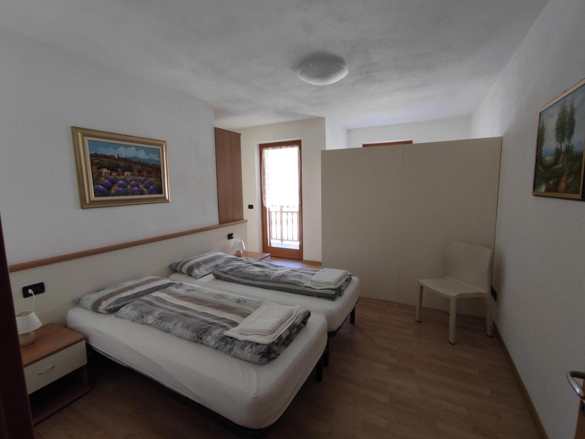 Residenza Arcobaleno Aparthotel Tenno Exterior foto